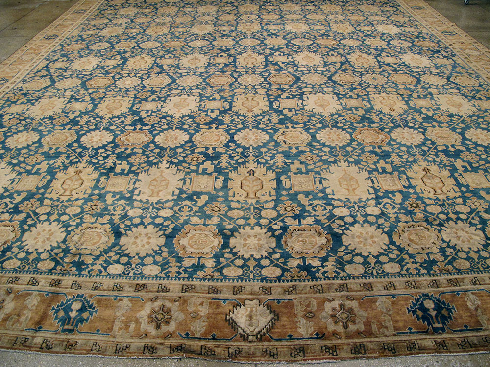 Antique Indian Agra Carpet, No.10115 - Staging