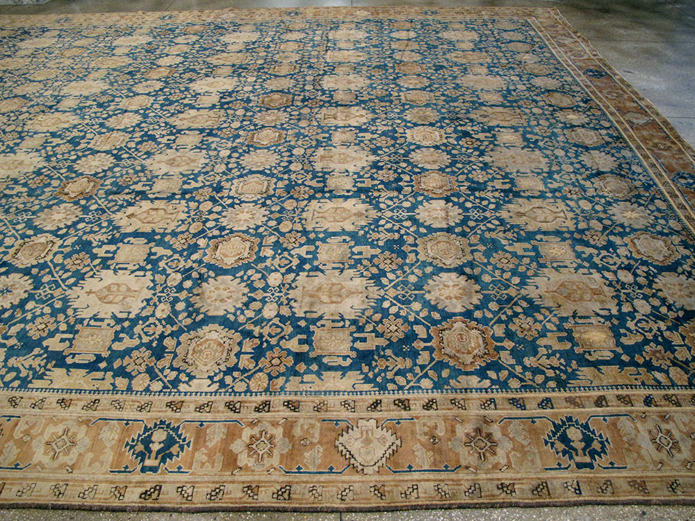 Antique Indian Agra Carpet, No.10115 - Staging