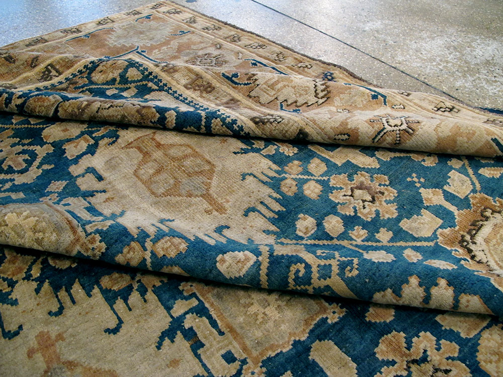 Antique Indian Agra Carpet, No.10115 - Staging