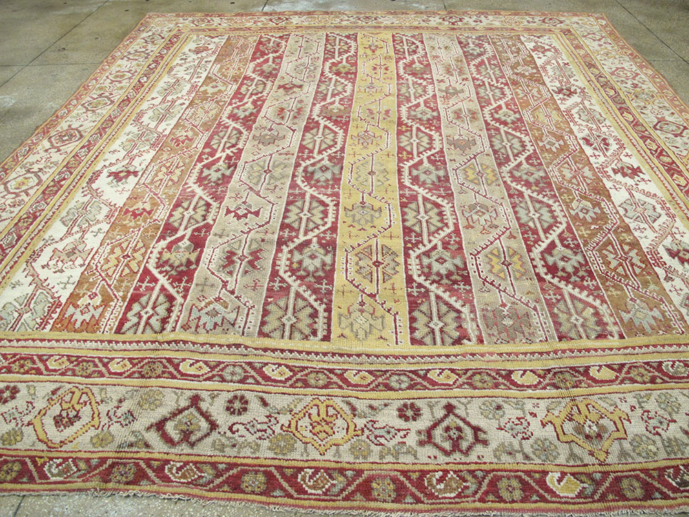 Antique Turkish Oushak Carpet, No.10142 - Staging