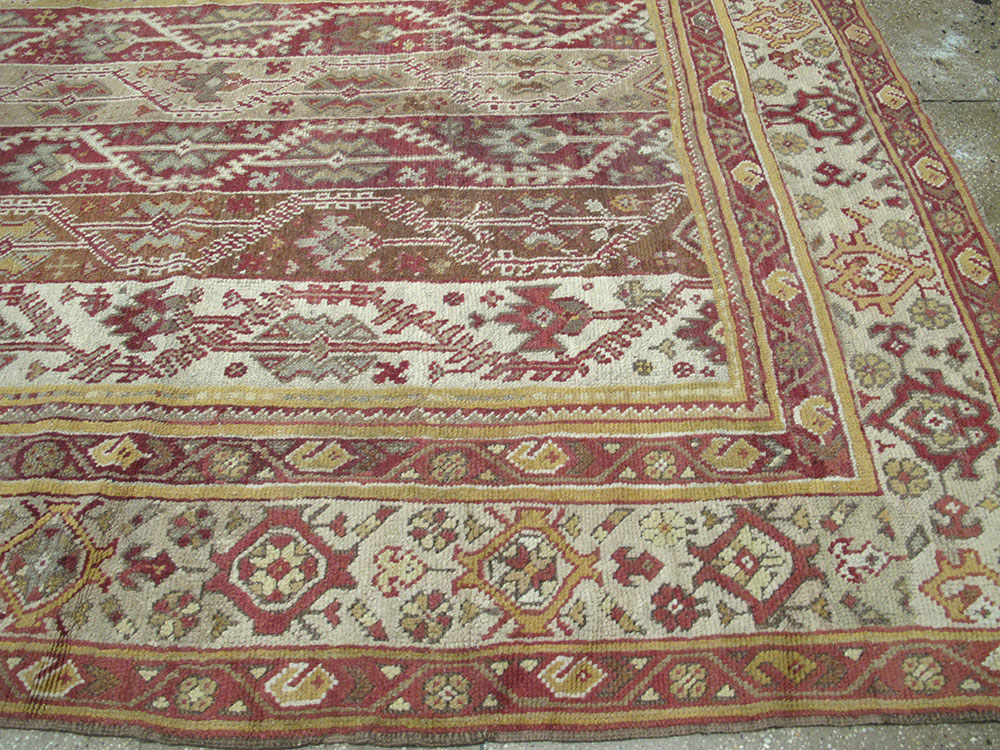 Antique Turkish Oushak Carpet, No.10142 - Staging