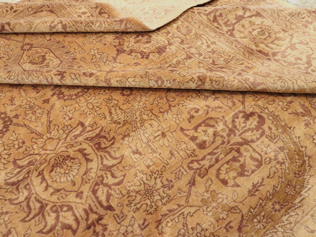 Antique Indian Lahore Carpet, No.10219 - Staging