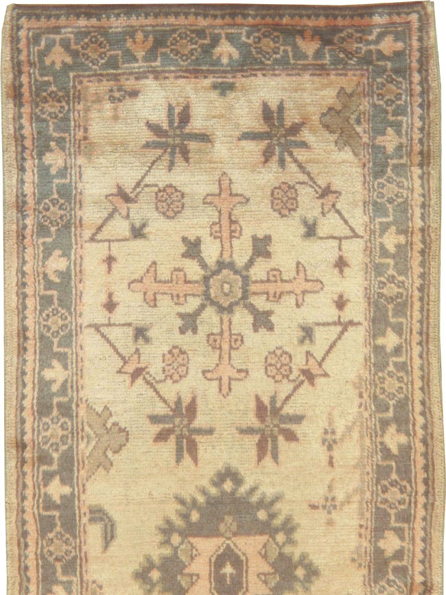 Antique Turkish Oushak Runner, No.10263 - Staging