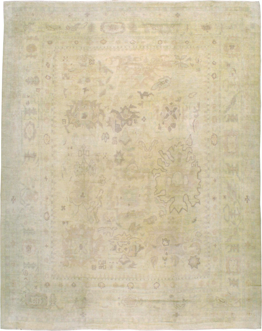 An Oushak Carpet, No.10280 - Staging