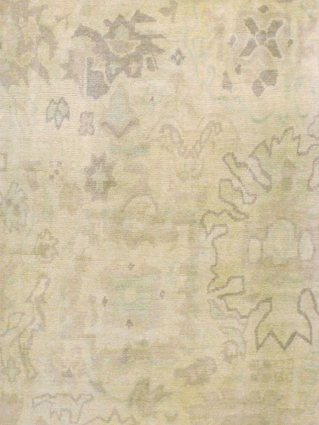 An Oushak Carpet, No.10280 - Staging