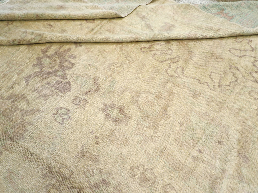 An Oushak Carpet, No.10280 - Staging