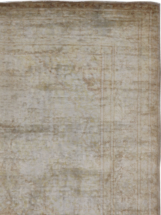 A Sivas Carpet, No.10318 - Staging