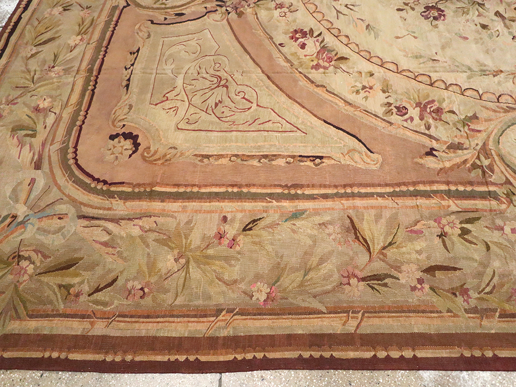 Antique French Aubusson Flatweave Carpet, No.10325 - Staging