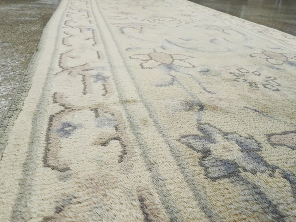 A European Carpet, No.10355 - Staging