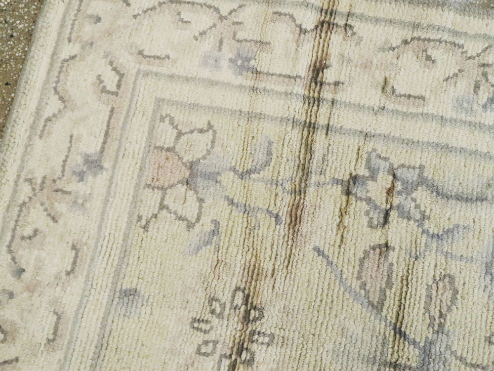 A European Carpet, No.10355 - Staging