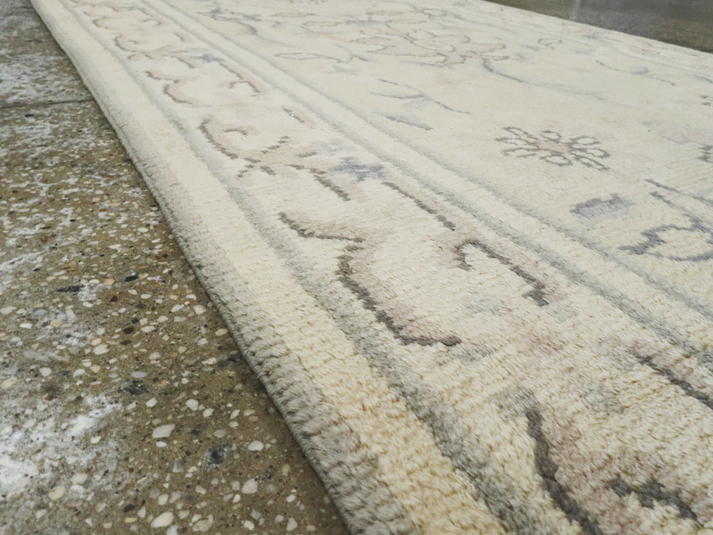 A European Carpet, No.10355 - Staging