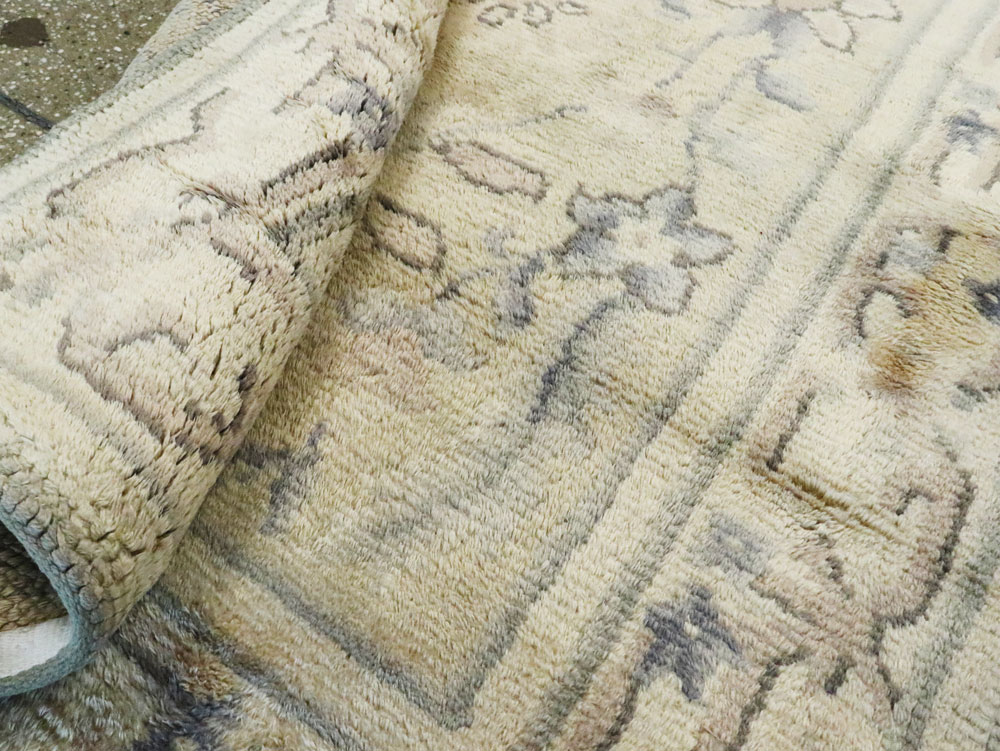 A European Carpet, No.10355 - Staging