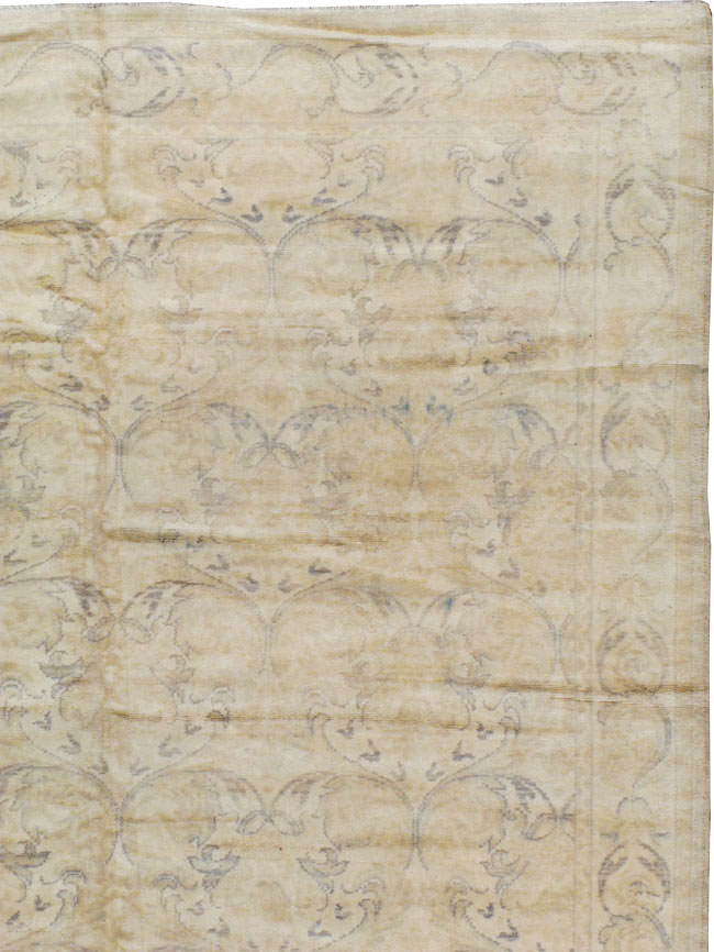 A Cuenca Carpet, No.10434 - Staging