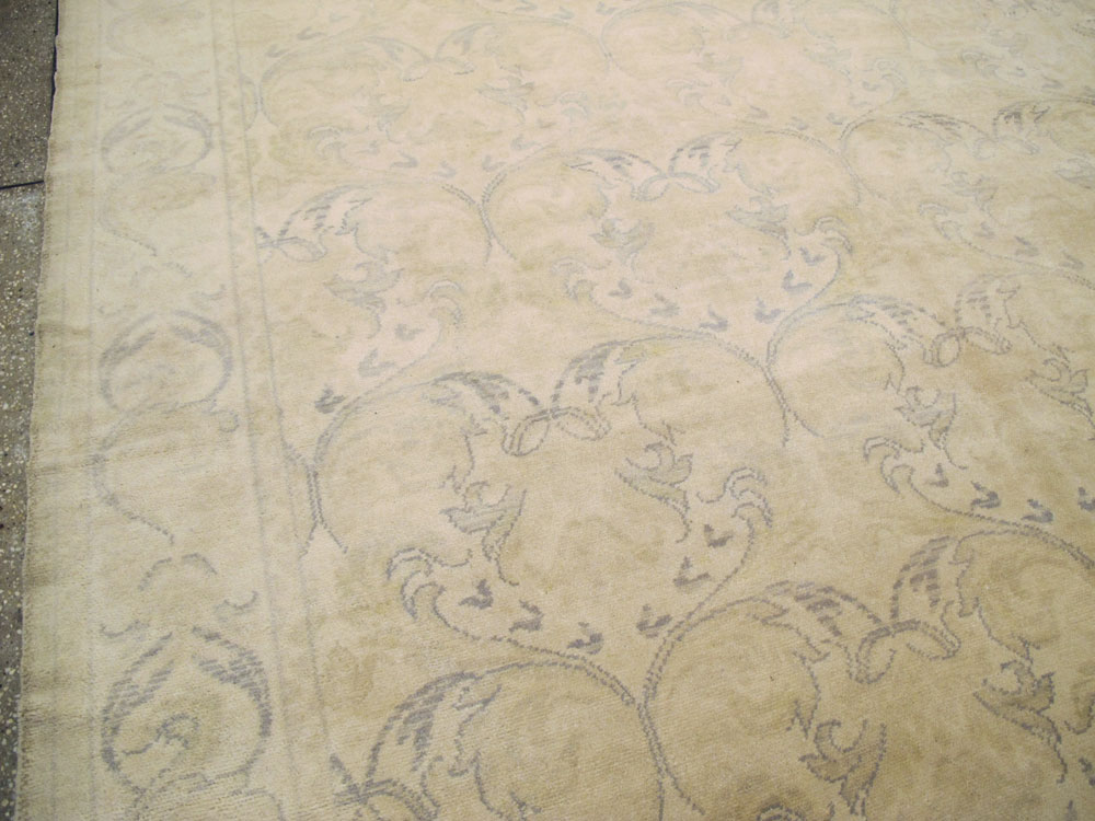 A Cuenca Carpet, No.10434 - Staging