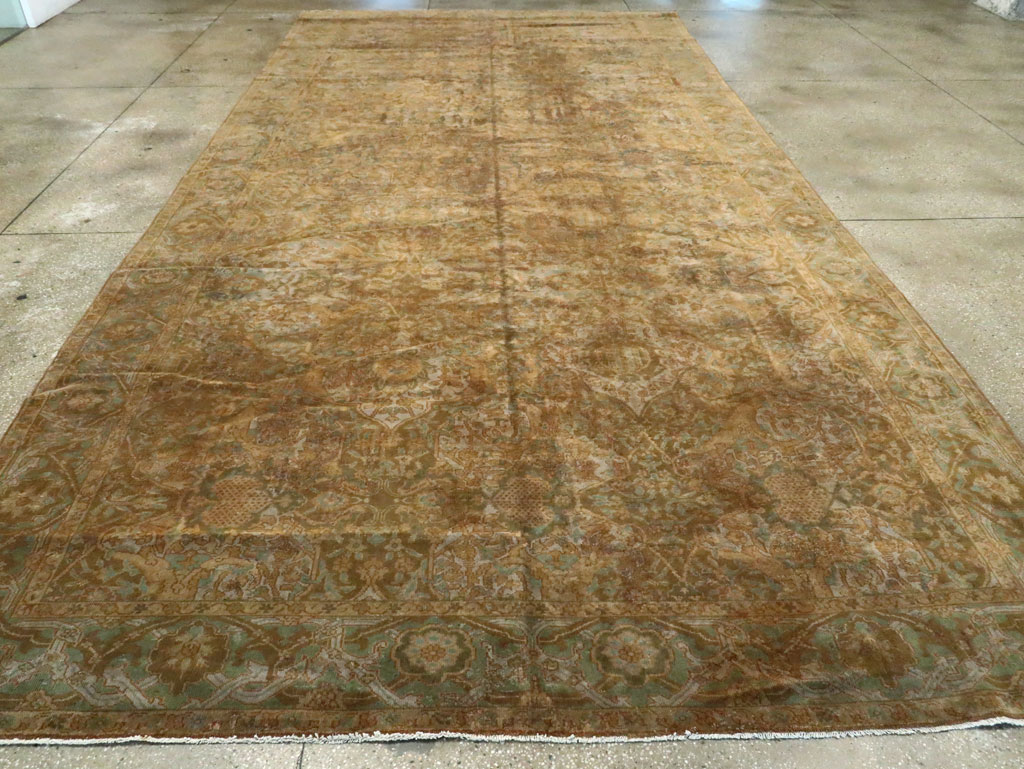 Antique Indian Lahore Carpet, No.10460 - Staging