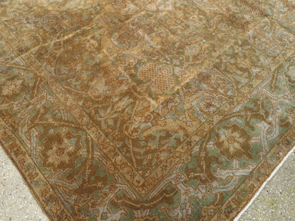 Antique Indian Lahore Carpet, No.10460 - Staging