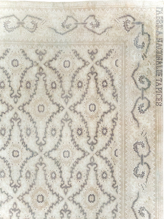 A Cuenca Carpet, No.10464 - Staging