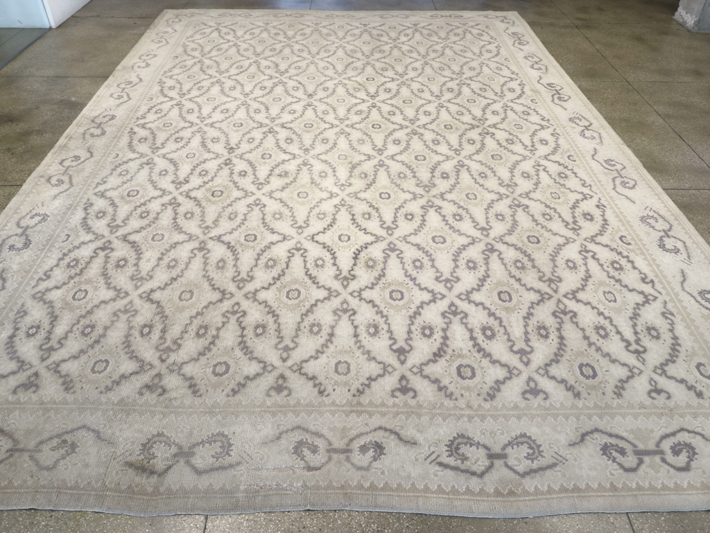A Cuenca Carpet, No.10464 - Staging
