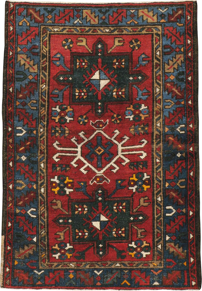 Antique Persian Karajeh Throw Rug, No.10516 - Staging