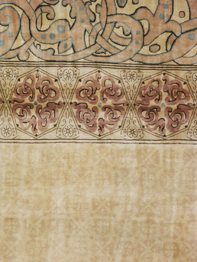 Antique Indian Lahore Carpet, No.10556 - Staging