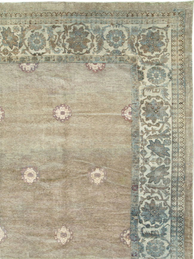 Antique Indian Amritsar Carpet, No.10581 - Staging