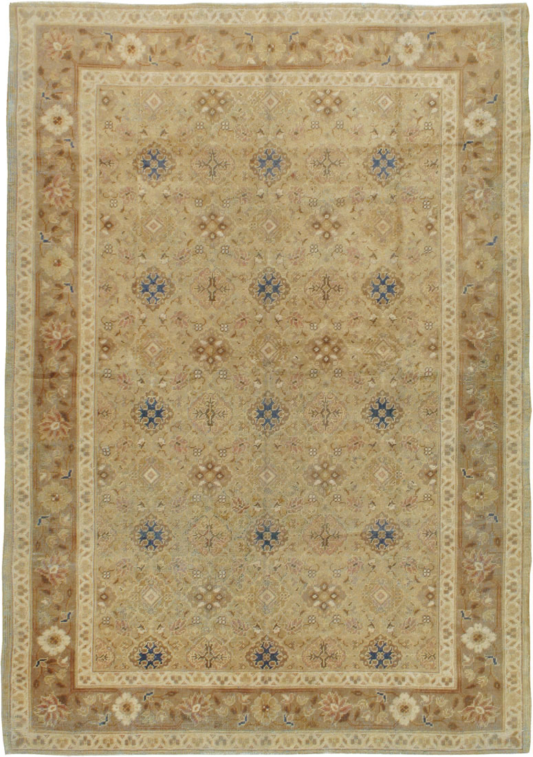An Oushak Carpet, No.10630 - Staging