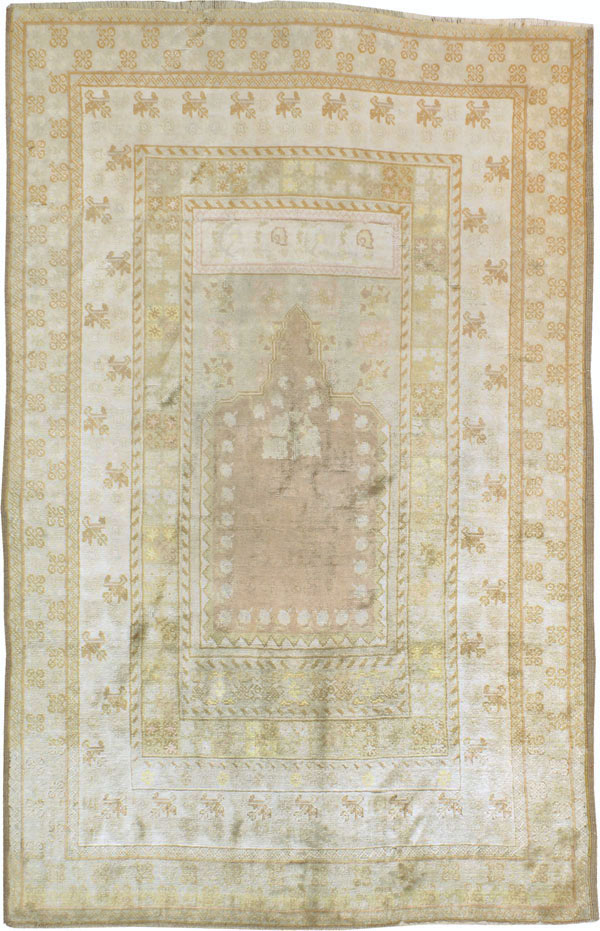 A Sivas Carpet, No.10775 - Staging