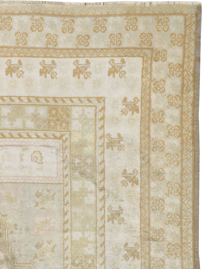 A Sivas Carpet, No.10775 - Staging