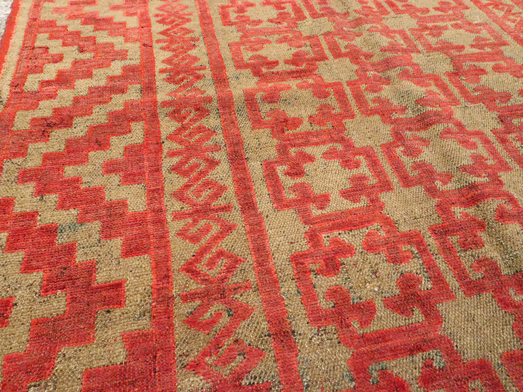Vintage East Turkestan Kirghiz Gallery Carpet, No.11038 - Staging