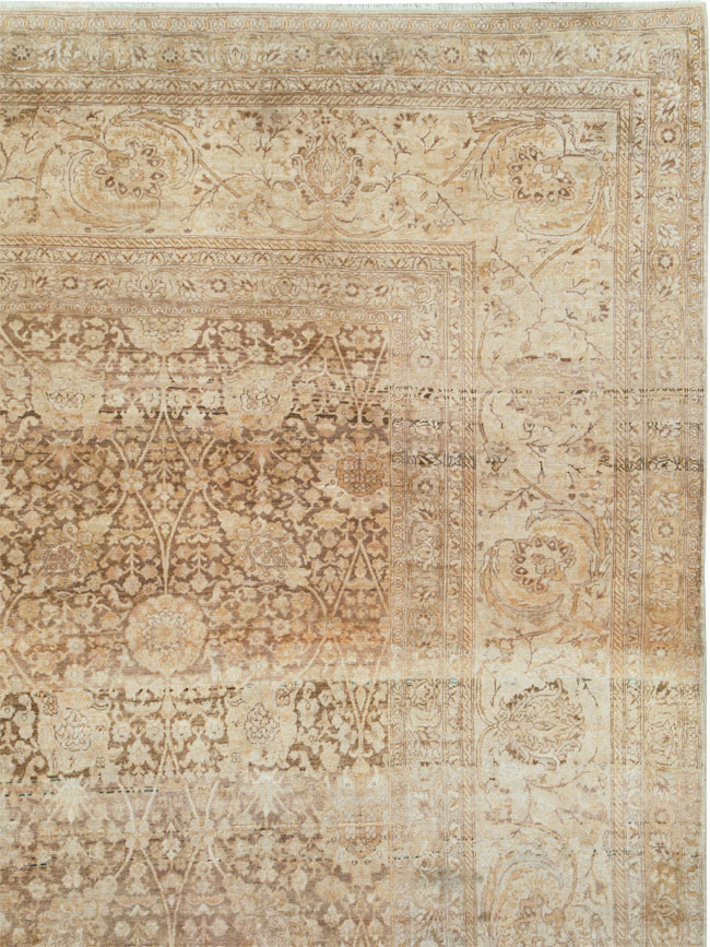 Antique Turkish Sivas Carpet, No.11435 - Staging