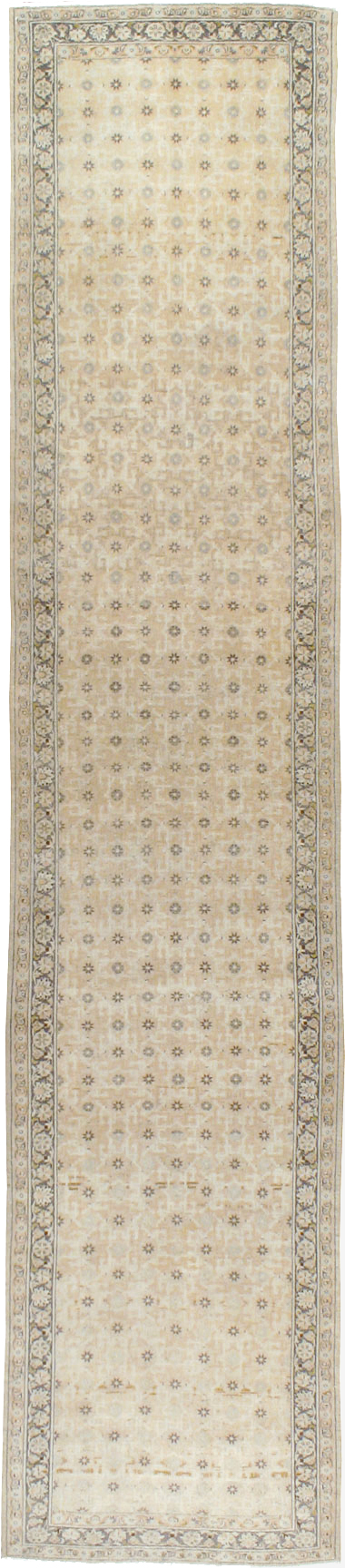 Vintage Persian Kashan Runner, No.11458 - Staging