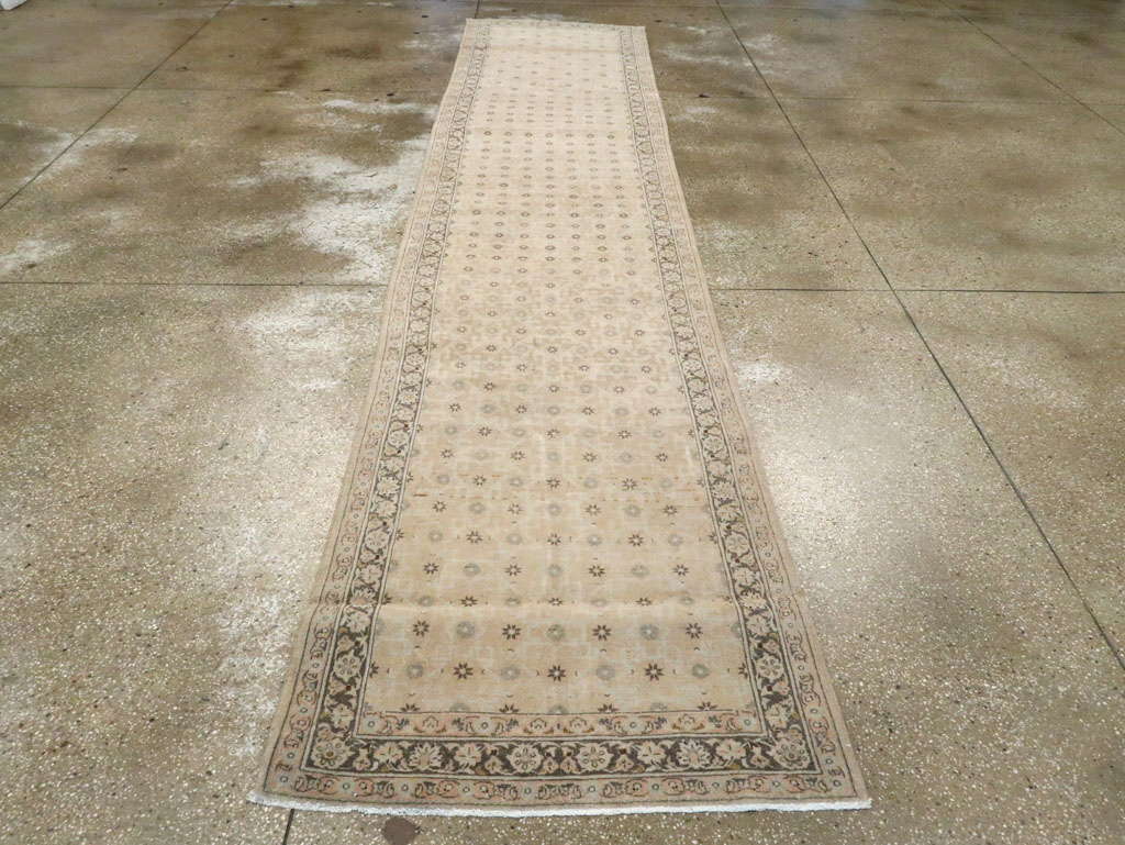 Vintage Persian Kashan Runner, No.11458 - Staging