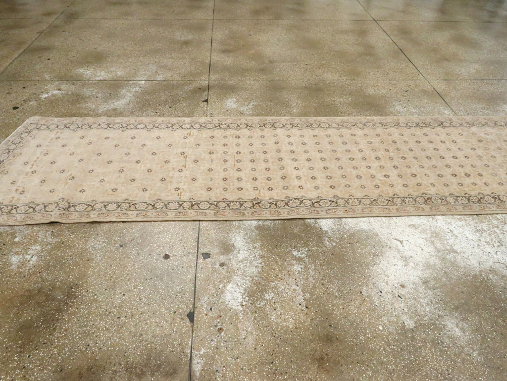 Vintage Persian Kashan Runner, No.11458 - Staging