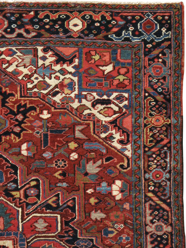 Vintage Persian Heriz Carpet, No.11529 - Staging
