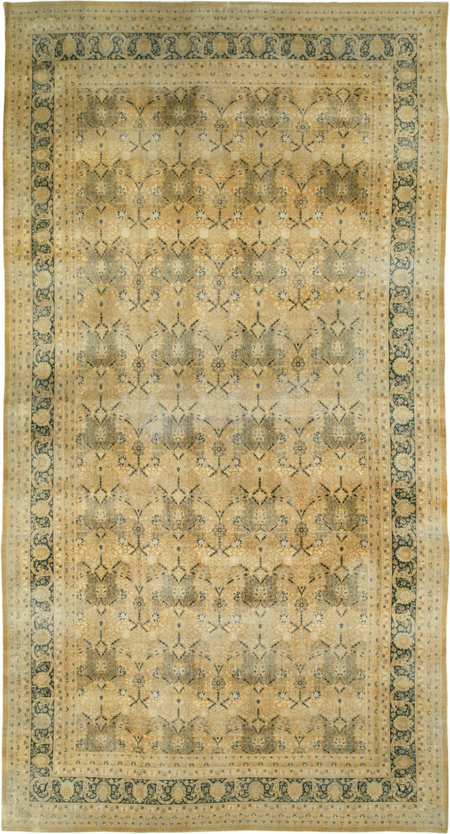 Antique Indo-Tabriz Carpet, No.11637 - Staging