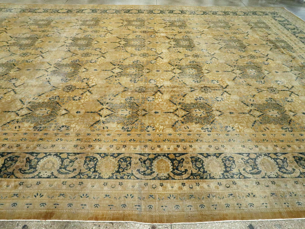 Antique Indo-Tabriz Carpet, No.11637 - Staging
