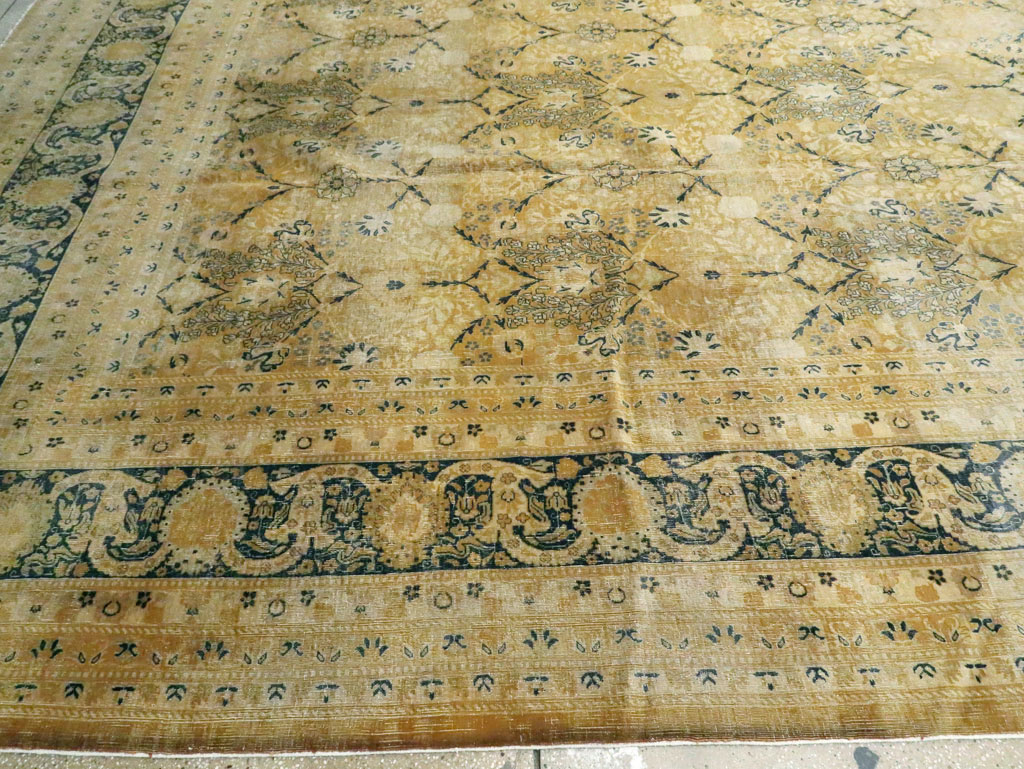 Antique Indo-Tabriz Carpet, No.11637 - Staging