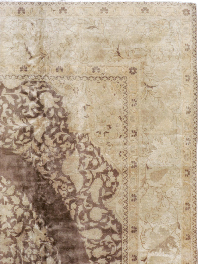 Vintage Persian Tabriz Carpet, No.11675 - Staging