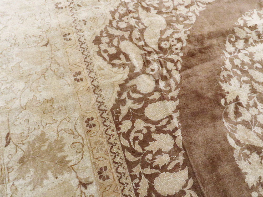 Vintage Persian Tabriz Carpet, No.11675 - Staging