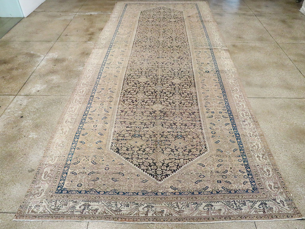 Antique Persian Malayer Gallery Carpet, No.11685 - Staging