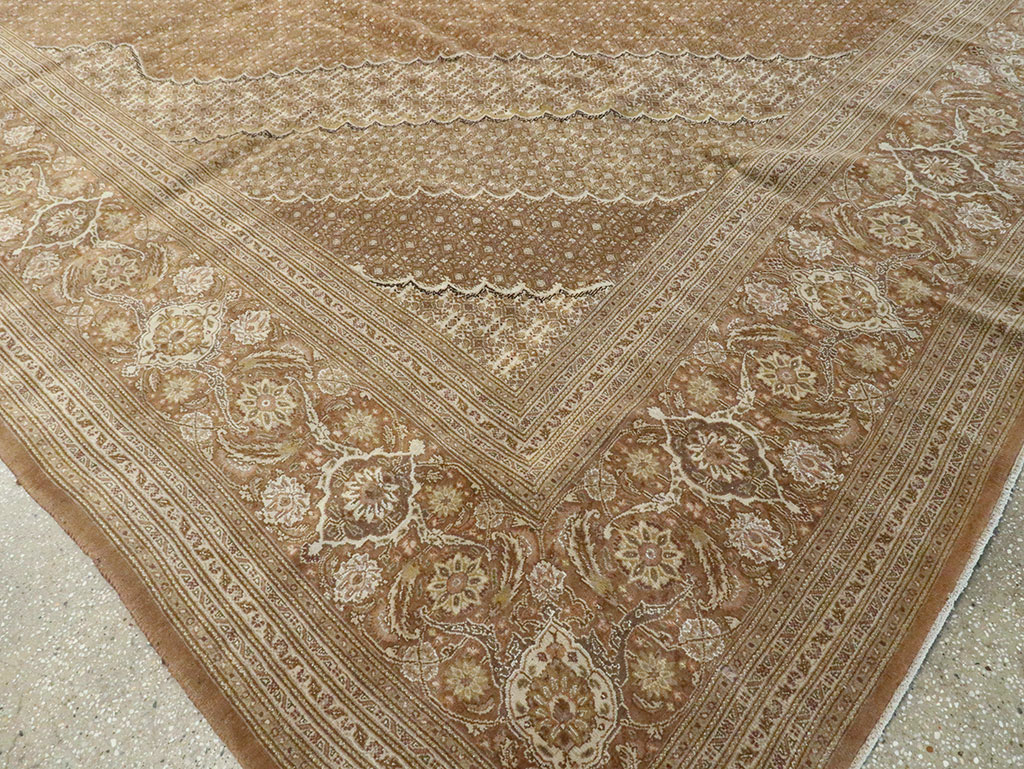 Vintage Persian Tabriz Carpet, No.11740 - Staging
