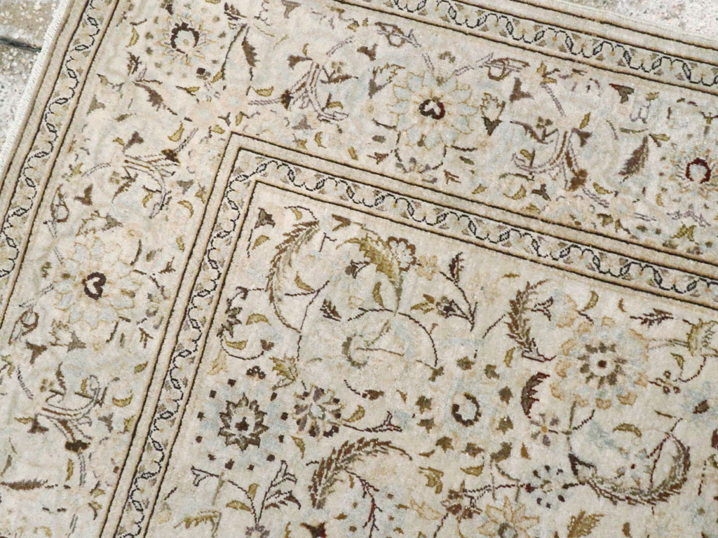 Vintage Persian Kashan Rug, No.11757 - Staging