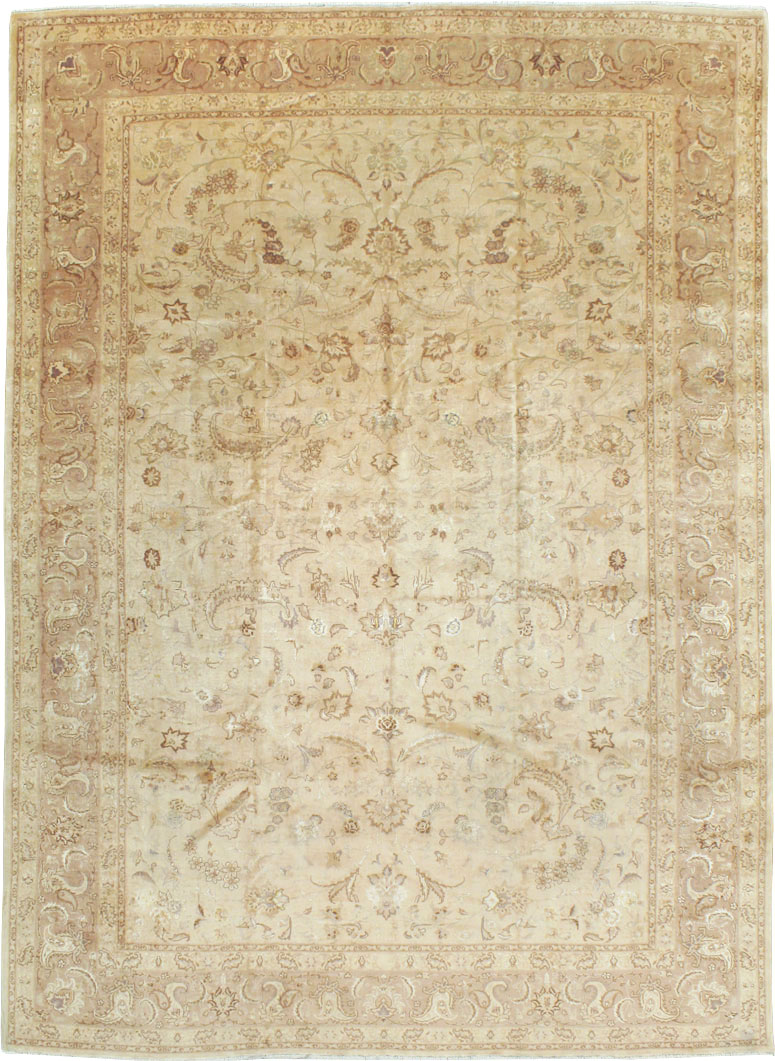Vintage Persian Tabriz Carpet, No.11787 - Staging