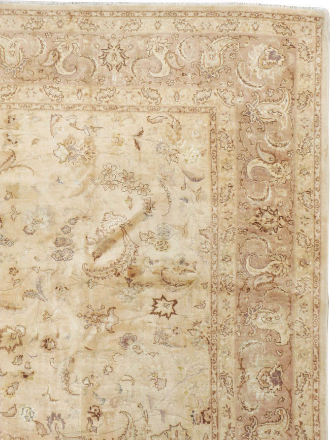 Vintage Persian Tabriz Carpet, No.11787 - Staging
