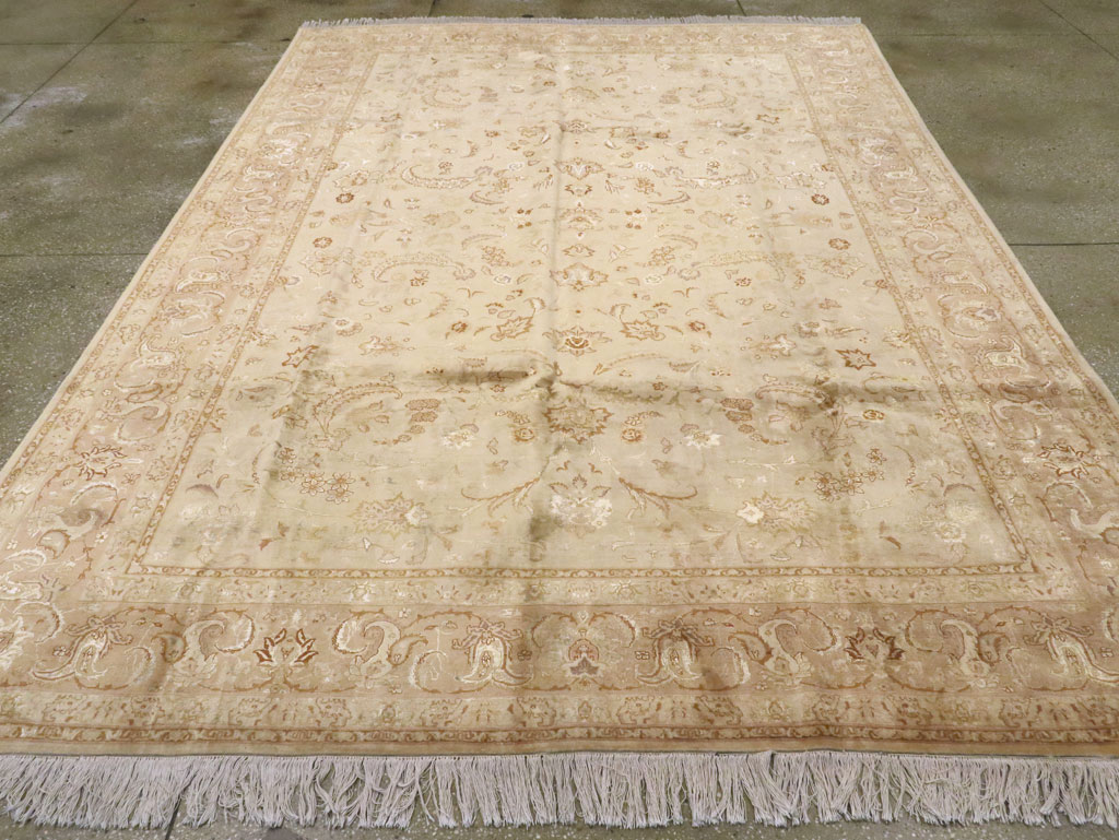 Vintage Persian Tabriz Carpet, No.11787 - Staging