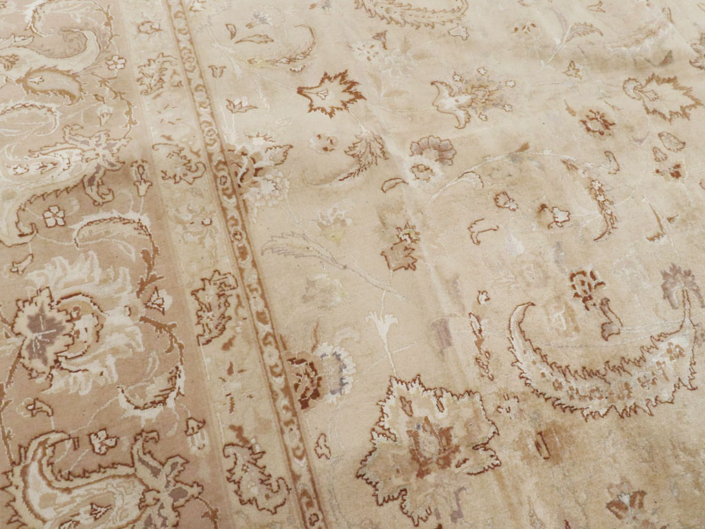 Vintage Persian Tabriz Carpet, No.11787 - Staging