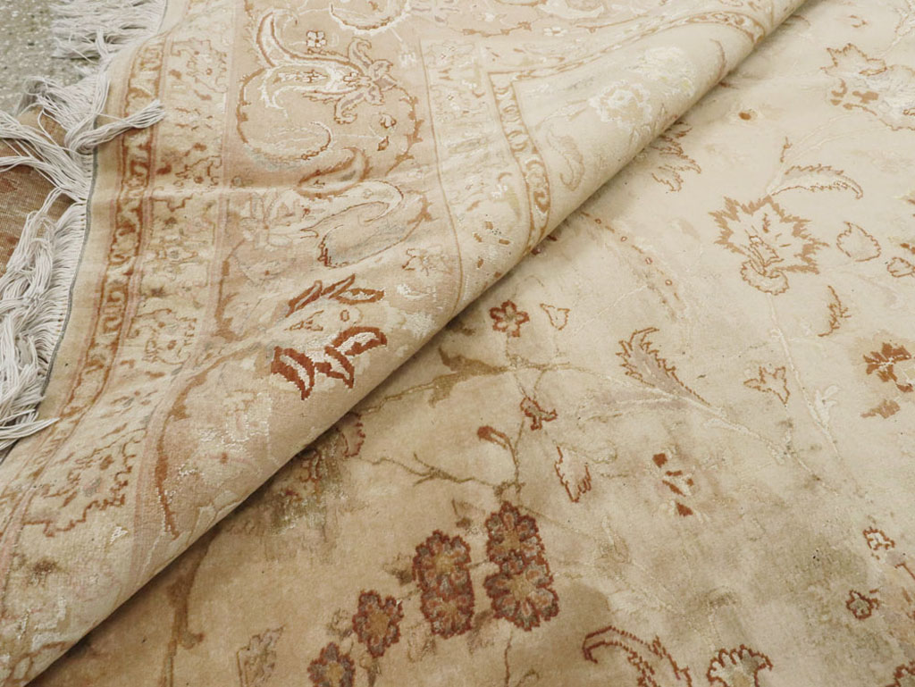 Vintage Persian Tabriz Carpet, No.11787 - Staging