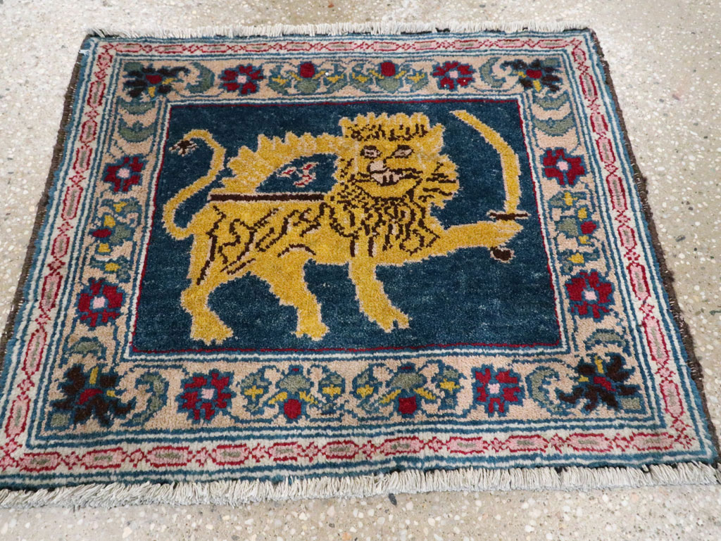 Vintage Persian Hamadan Pictorial Rug, No.11843 - Staging