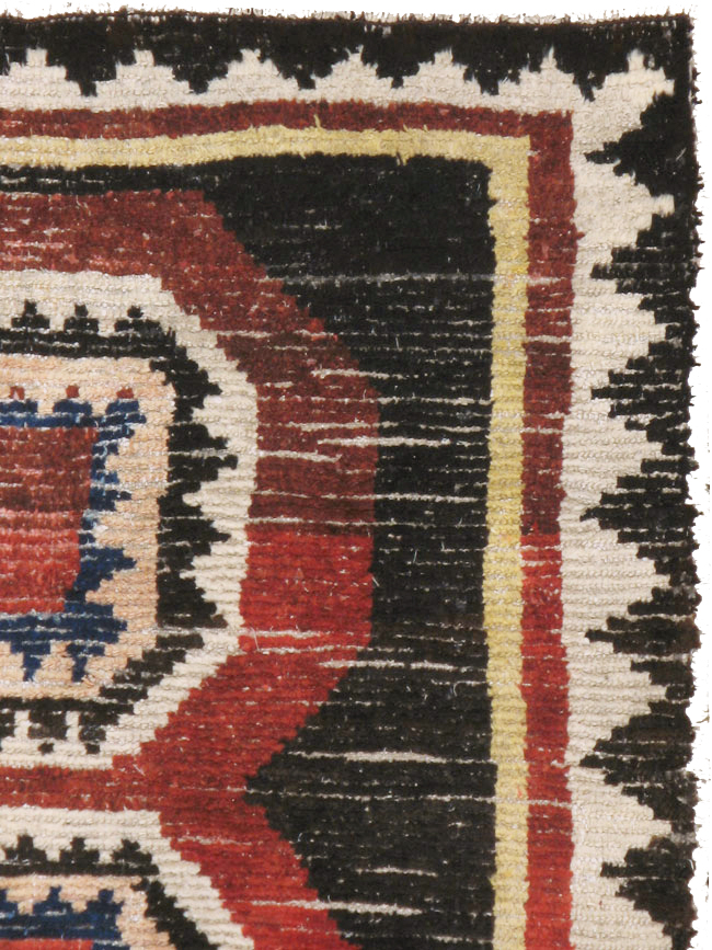 Antique Gabbeh Rug, No.11939 - Staging