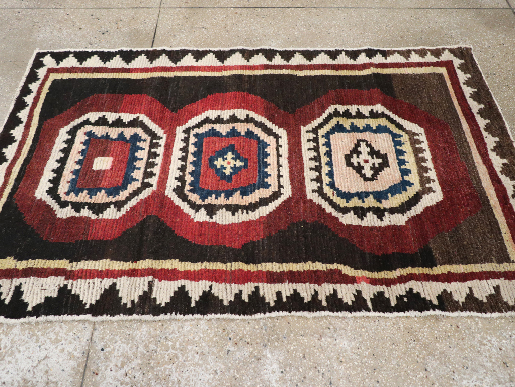 Antique Gabbeh Rug, No.11939 - Staging